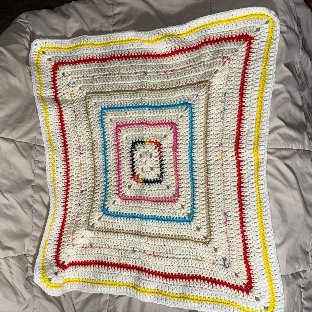 Vintage Handmade Crochet Granny Square Lap Throw Blanket Cream Red Yellow Blue